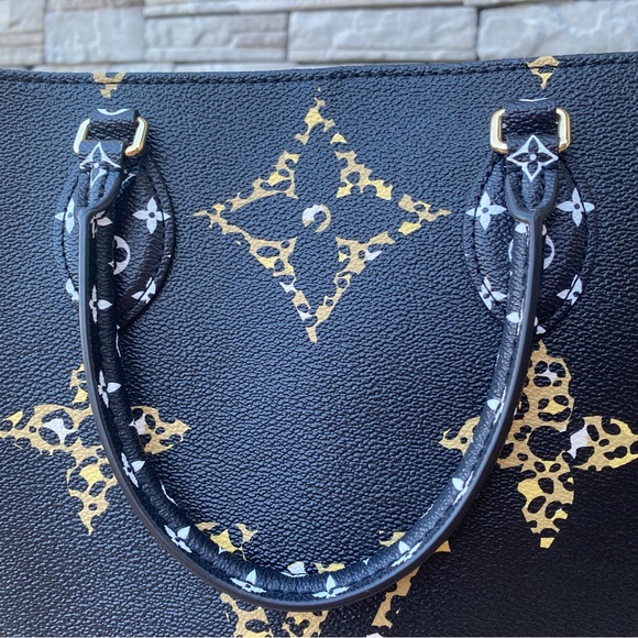 SOLD Louis Vuitton Giant Jungle Onthego GM - Picture 6 of 16